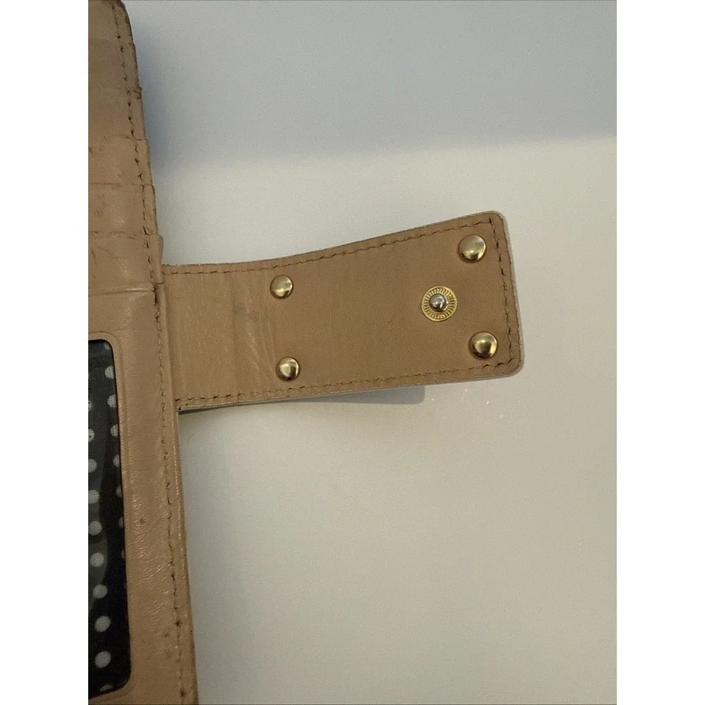 Kate Spade New York Vintage Patent Leather Wallet Tan Interior *FLAW